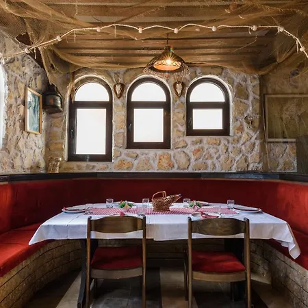 La Bodega * 트로기르