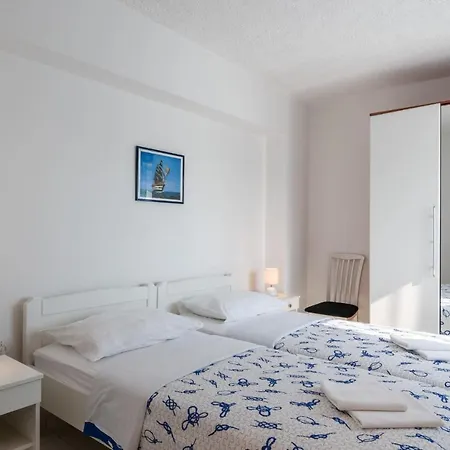 La Bodega Τρογκίρ